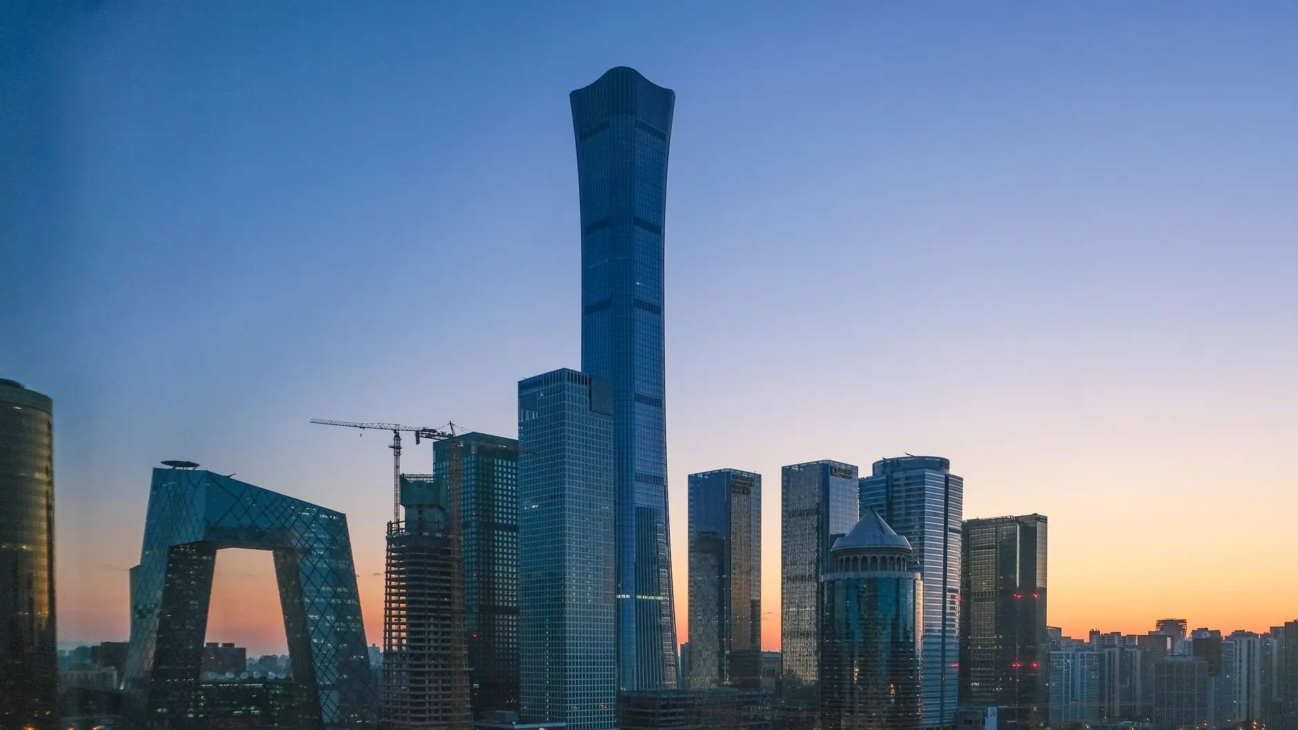 黑龙江旺裁衣服装公司制服加工工艺与环保技术应用解析