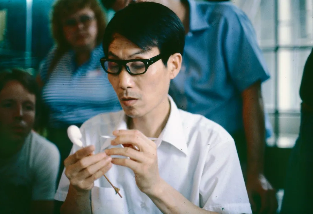 服装制造中智能裁剪系统与传统人工裁剪的效率对比分析